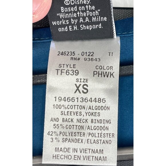 Tooniforms Size XS Winnie The Pooh & Piglet Floral Print Scrub V NeckTop - Picture 8 of 11